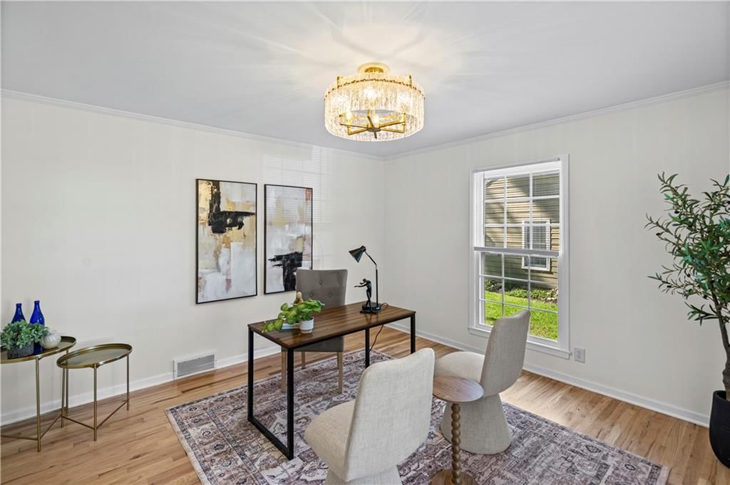Home office at 5419 W 100th Terrace, Overland Park, KS 66207