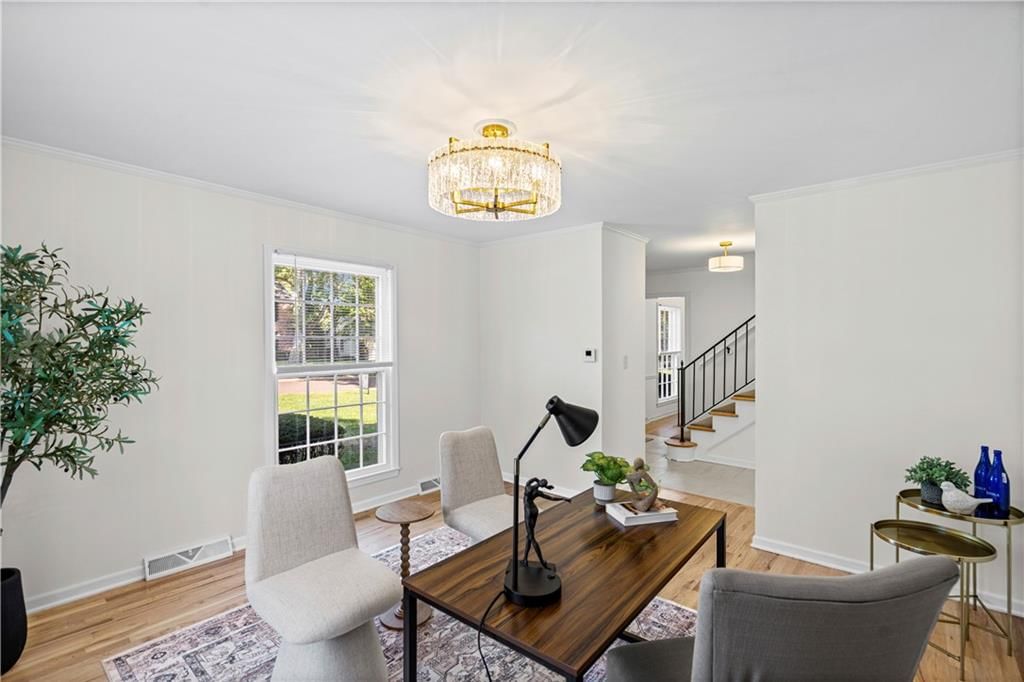 Photo 19 of 49 - 5419 W 100th Terrace, Overland Park, KS 66207