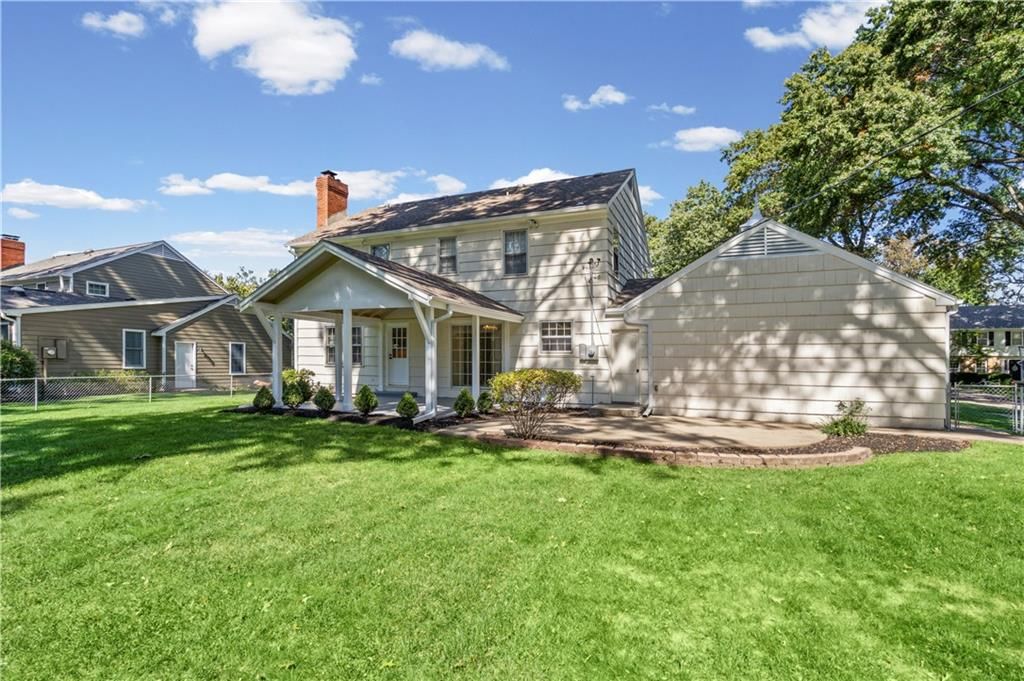 Photo 44 of 49 - 5419 W 100th Terrace, Overland Park, KS 66207