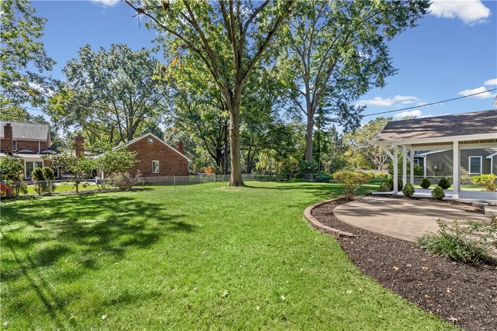 Photo 45 of 49 - 5419 W 100th Terrace, Overland Park, KS 66207