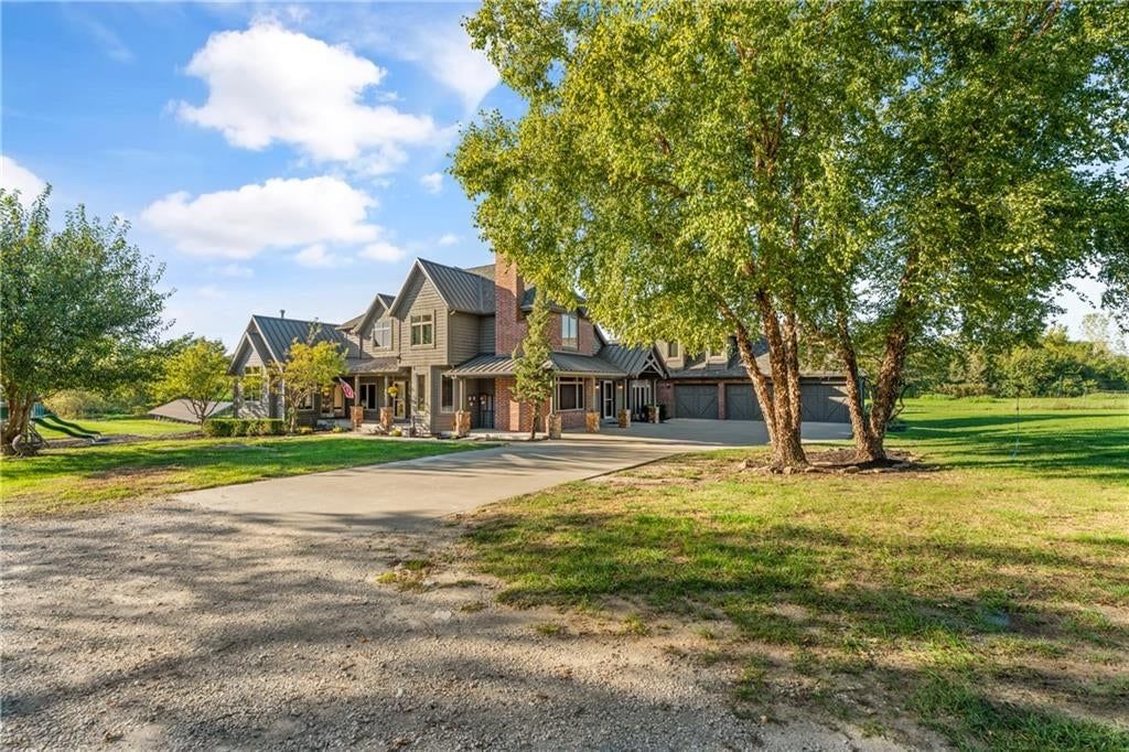 20540 Pflumm Road, Bucyrus, KS