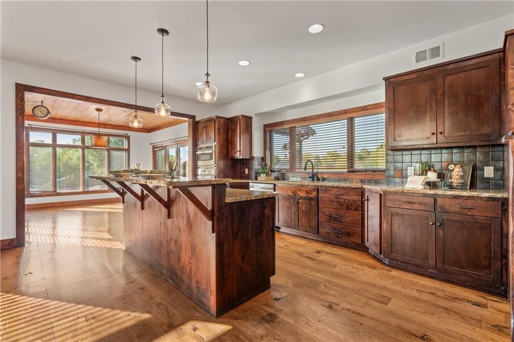 Breakfast nook at 20540 Pflumm Road, Bucyrus, KS 66013