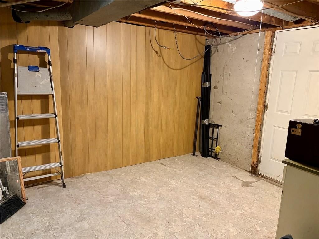 Photo 22 of 22 - 14724 Bellaire Avenue, Grandview, MO 64030