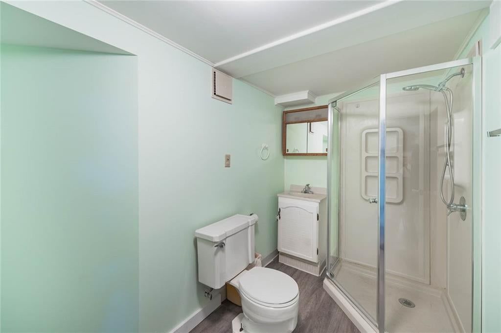 Photo 22 of 22 - 5820 N Lenox Avenue, Kansas City, MO 64151