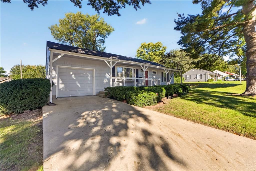 7100 Horton Street, Overland Park, KS: listing photo 3