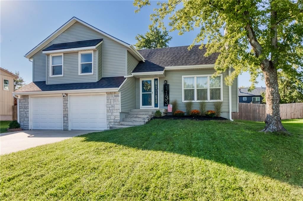 1133 E Butterfield Place, Olathe, KS