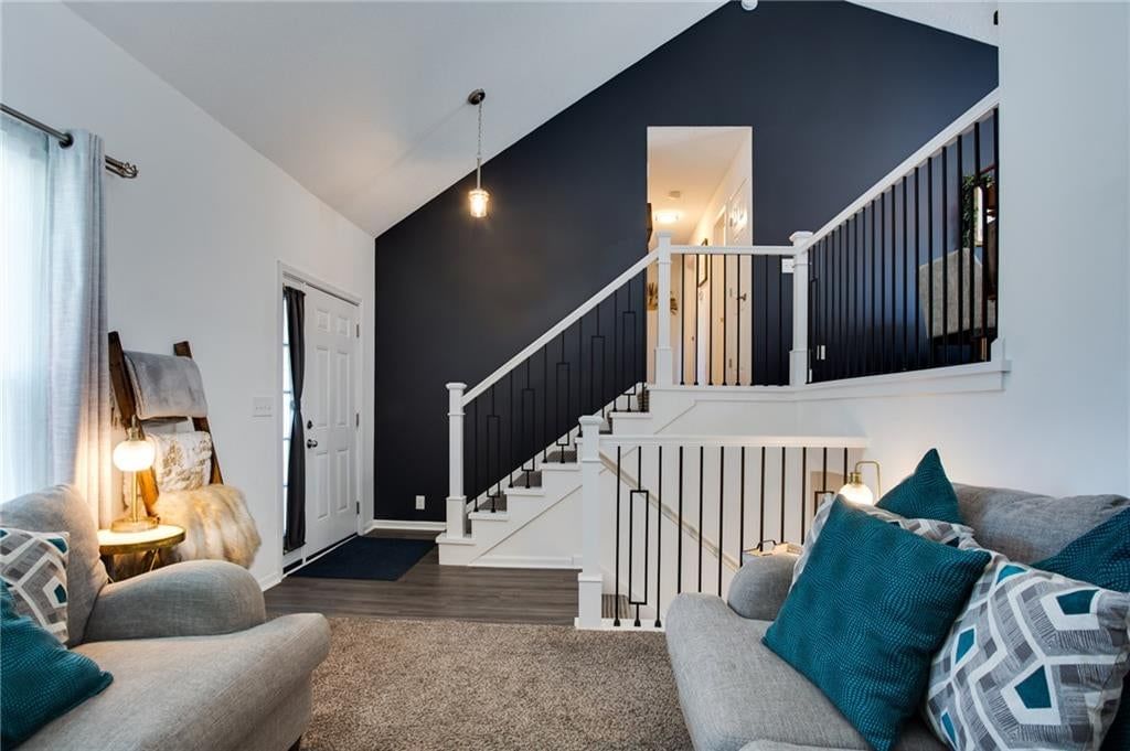 1133 E Butterfield Place, Olathe, KS: listing photo 3