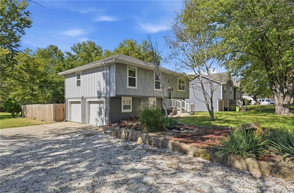 16010 Eastern Avenue, Belton, MO: listing photo 2