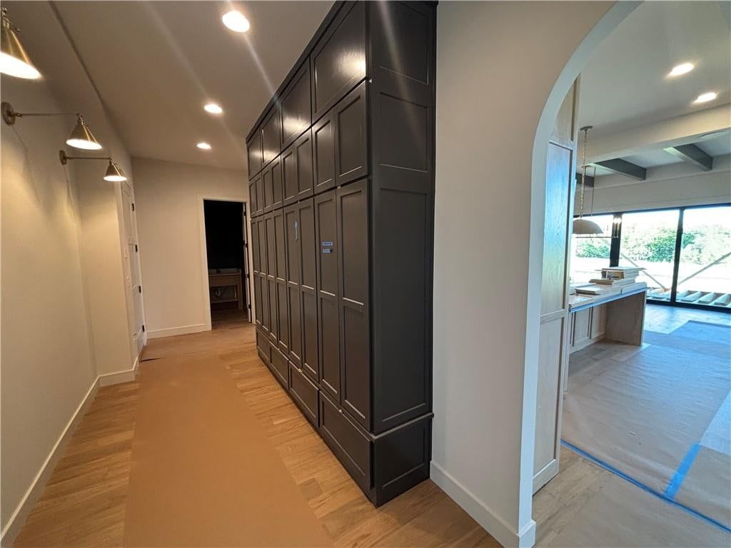 Photo 16 of 35 - 9714 W 175th Terrace, Overland Park, KS 66221