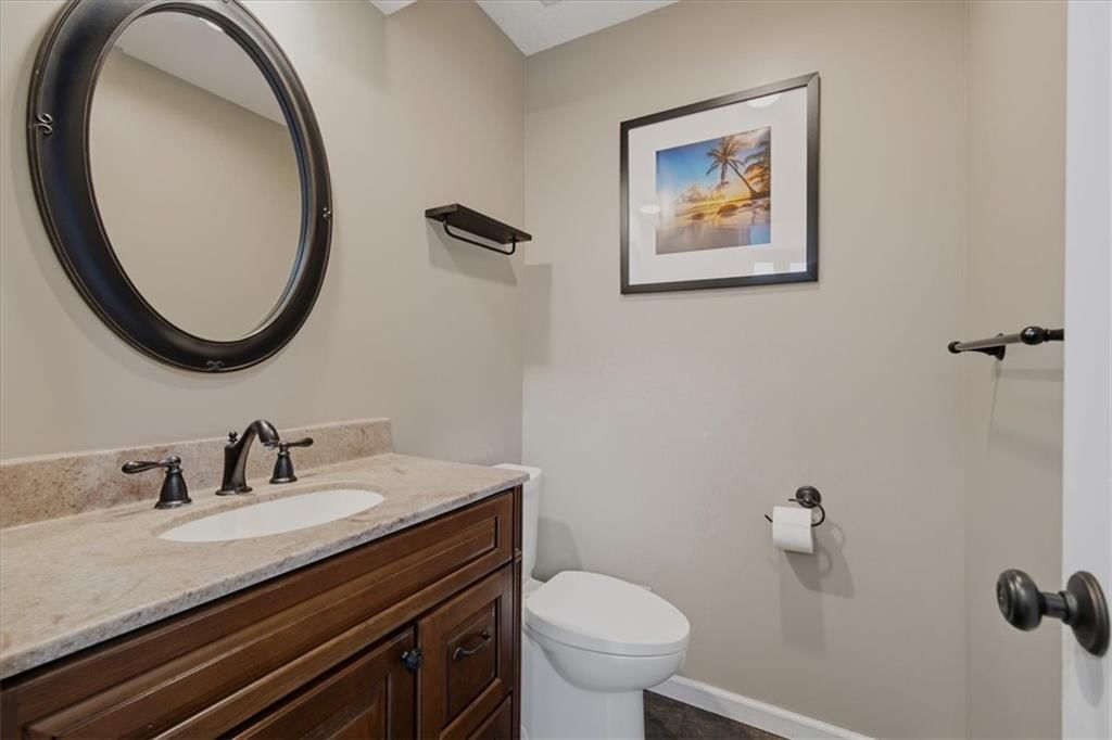 6564 W 49th Street, Mission, KS: listing photo 2