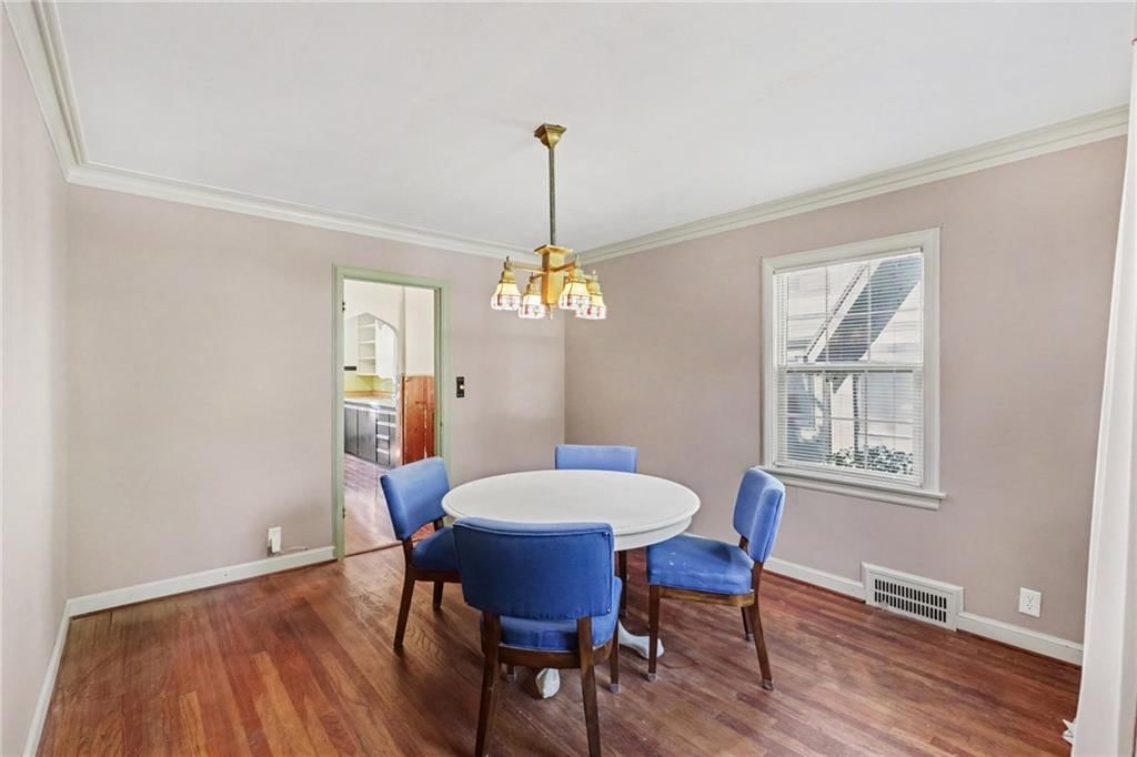Photo 11 of 32 - 7346 GRAND Avenue, Kansas City, MO 64114