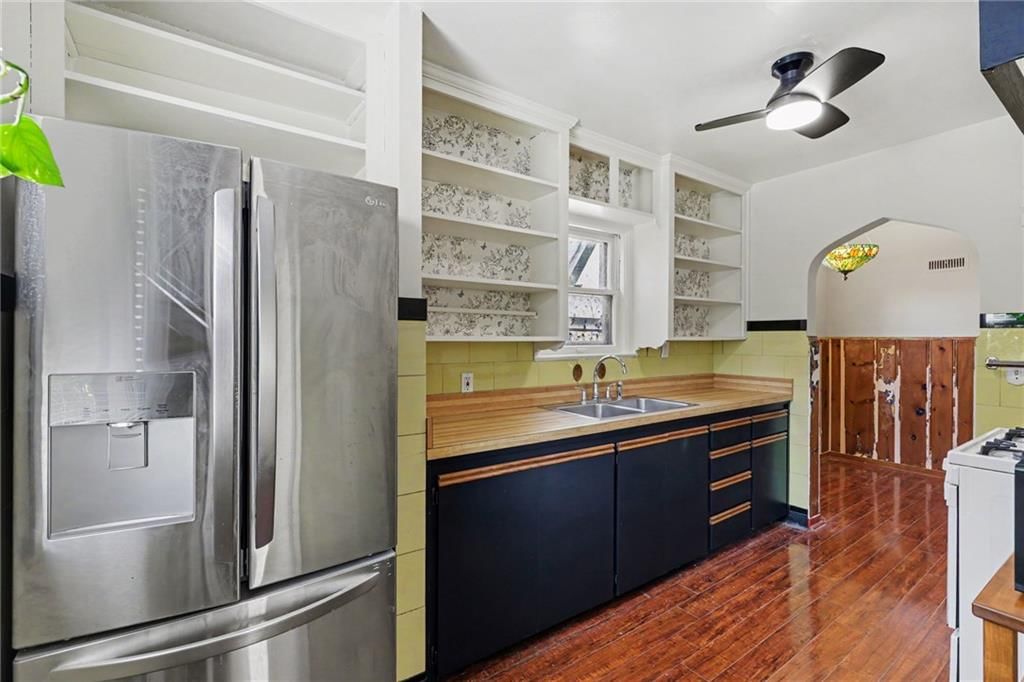 Stainless steel appliances at 7346 GRAND Avenue, Kansas City, MO 64114