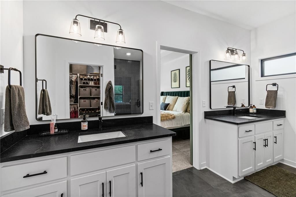 Photo 20 of 52 - 2102 Foxtail Drive, Kearney, MO 64060
