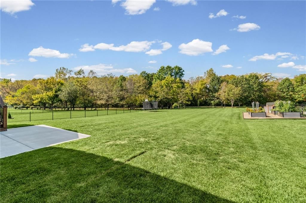 Photo 41 of 52 - 2102 Foxtail Drive, Kearney, MO 64060