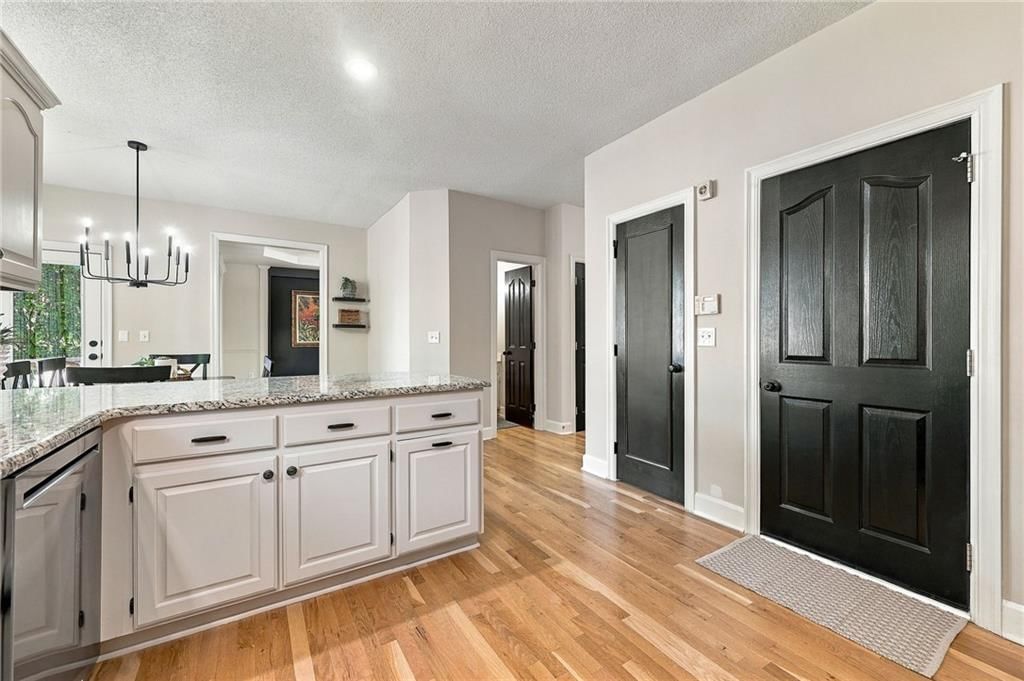 Photo 13 of 41 - 15836 W 153rd Terrace, Olathe, KS 66062
