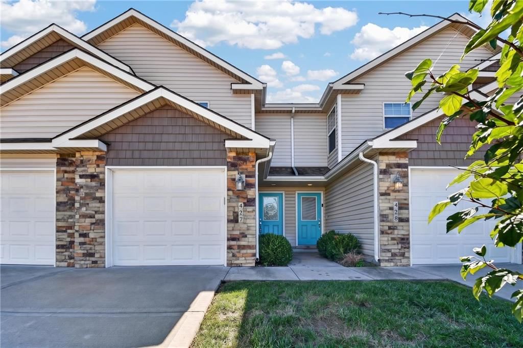 427 Tumbleweed Place, Belton, MO: listing photo 3