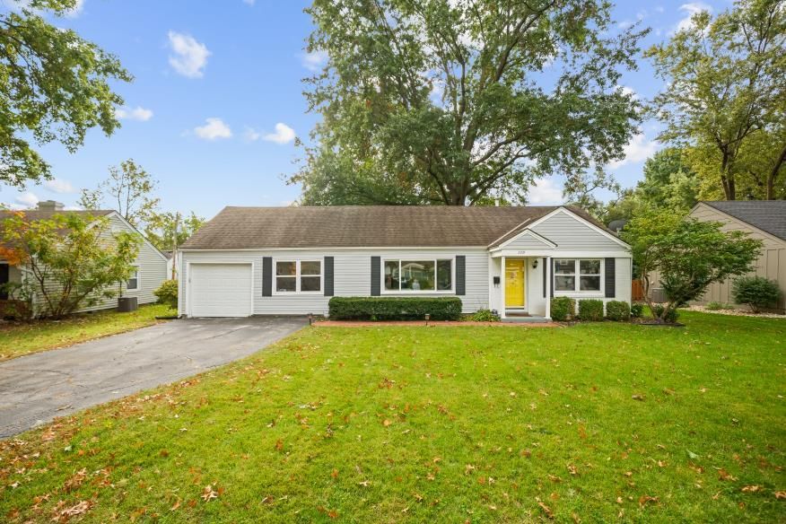 2219 W 79TH Street, Prairie Village, KS: listing photo 2