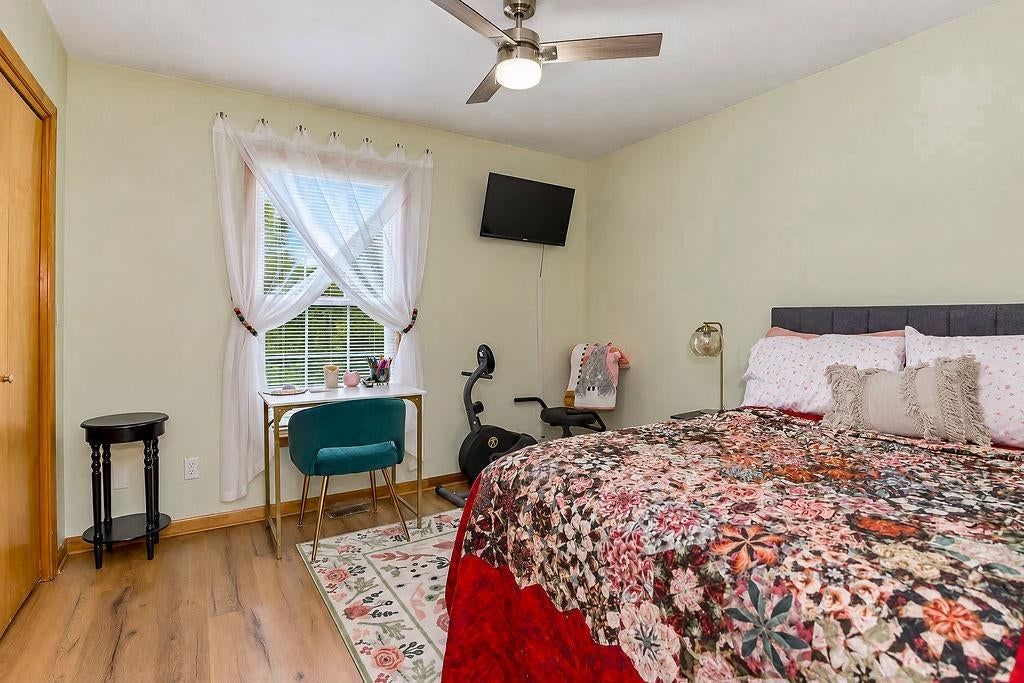 Photo 21 of 30 - 1107 ELM Circle, Pleasant Hill, MO 64080