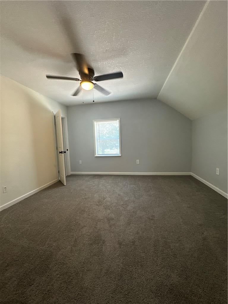 Photo 8 of 15 - 929 E Walnut Street, Independence, MO 64050