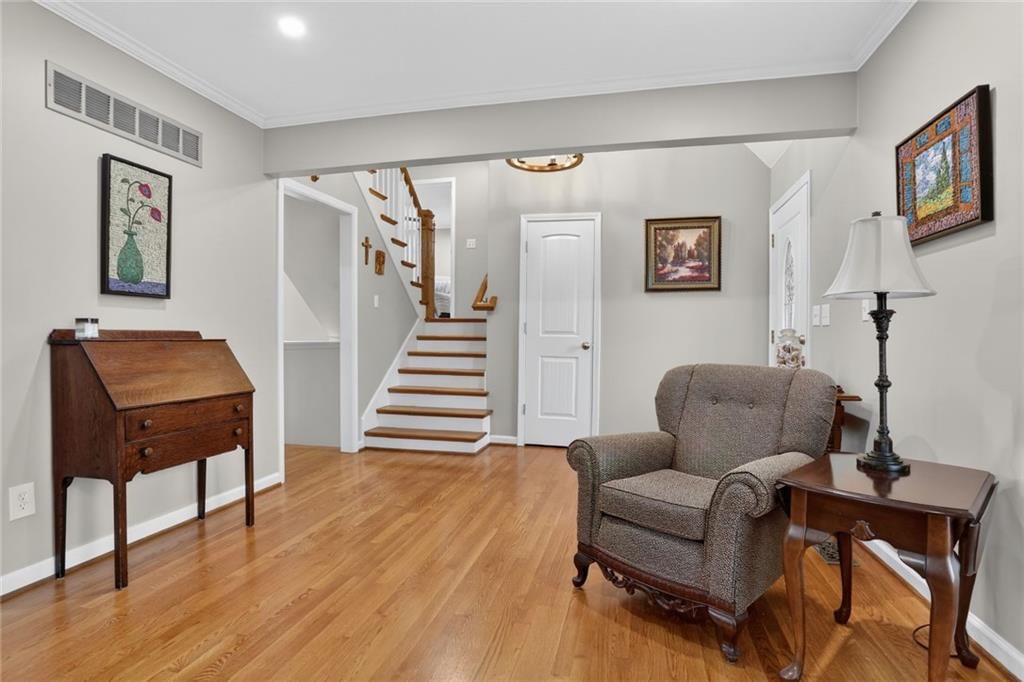 Photo 10 of 32 - 14813 W 83rd Terrace, Lenexa, KS 66215
