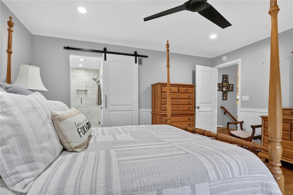 Photo 15 of 32 - 14813 W 83rd Terrace, Lenexa, KS 66215