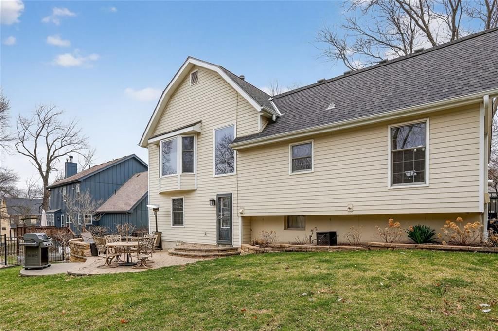 Photo 32 of 32 - 14813 W 83rd Terrace, Lenexa, KS 66215