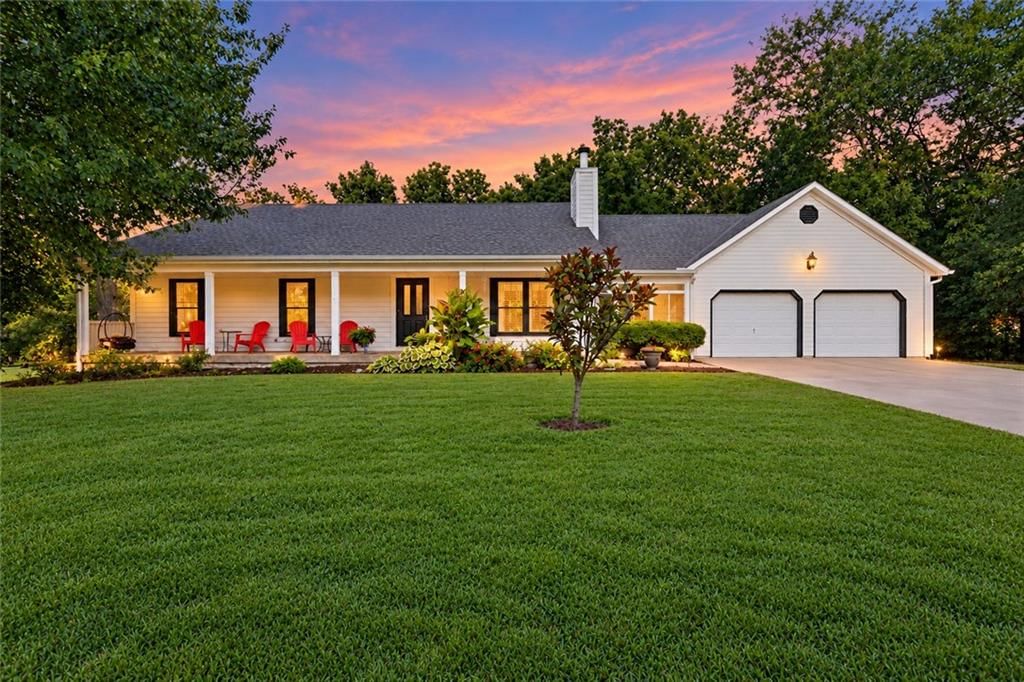 1102 S Elm Street, Louisburg, KS