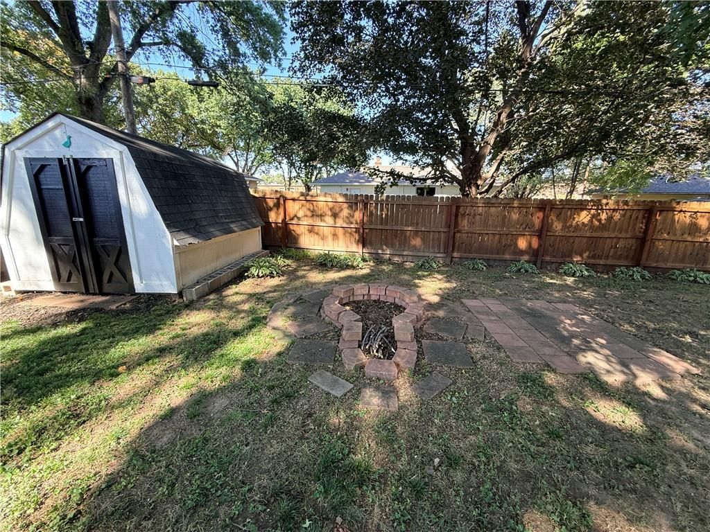 Fire pit at 12004 E 48th Street S, Kansas City, MO 64133