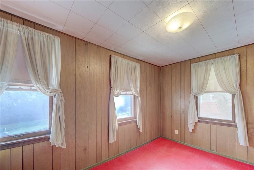 Photo 16 of 34 - 3003 Ruby Avenue, Kansas City, KS 66106