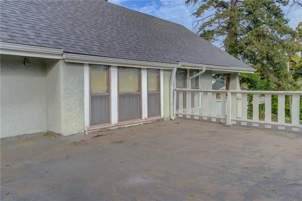 Deck at 3003 Ruby Avenue, Kansas City, KS 66106