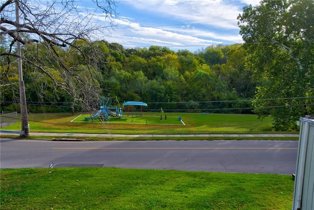 Photo 32 of 34 - 3003 Ruby Avenue, Kansas City, KS 66106