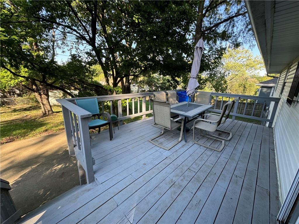 Photo 14 of 16, 8916 E 57th Street, Raytown, MO 64133