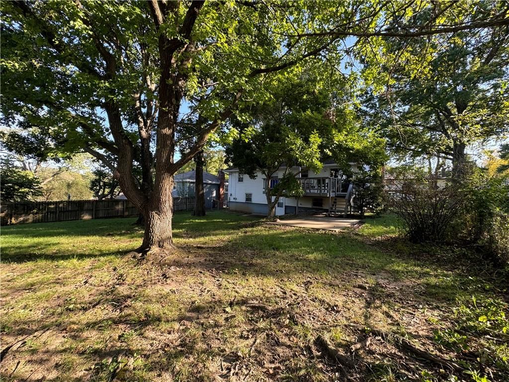 Photo 16 of 16 - 8916 E 57th Street, Raytown, MO 64133