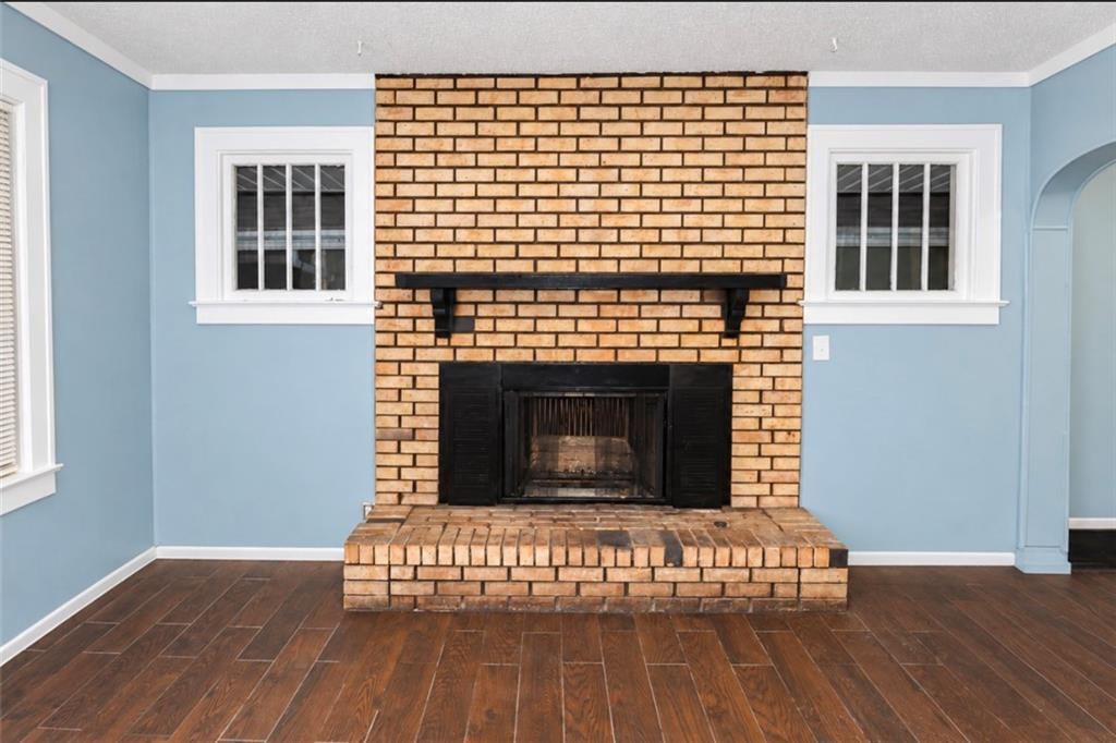 Photo 8 of 38 - 58 S 18 Street, Kansas City, KS 66102