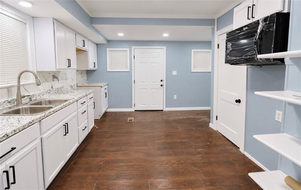Photo 15 of 38 - 58 S 18 Street, Kansas City, KS 66102