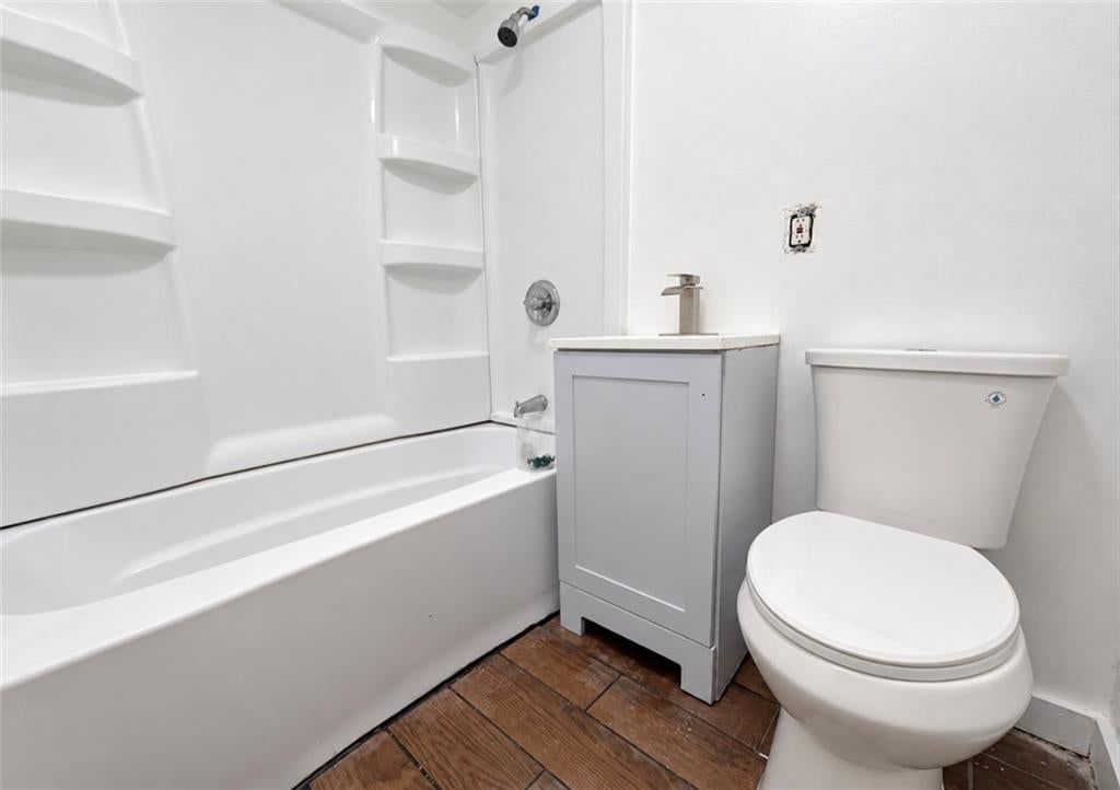 Photo 17 of 38 - 58 S 18 Street, Kansas City, KS 66102