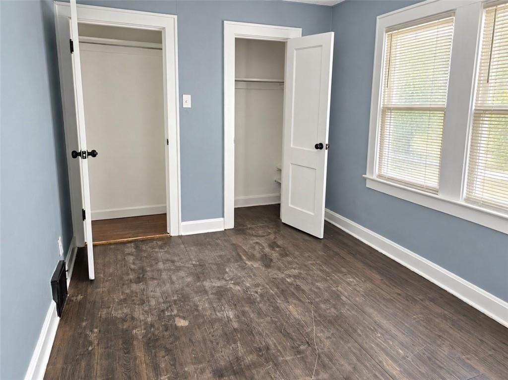 Photo 26 of 38 - 58 S 18 Street, Kansas City, KS 66102