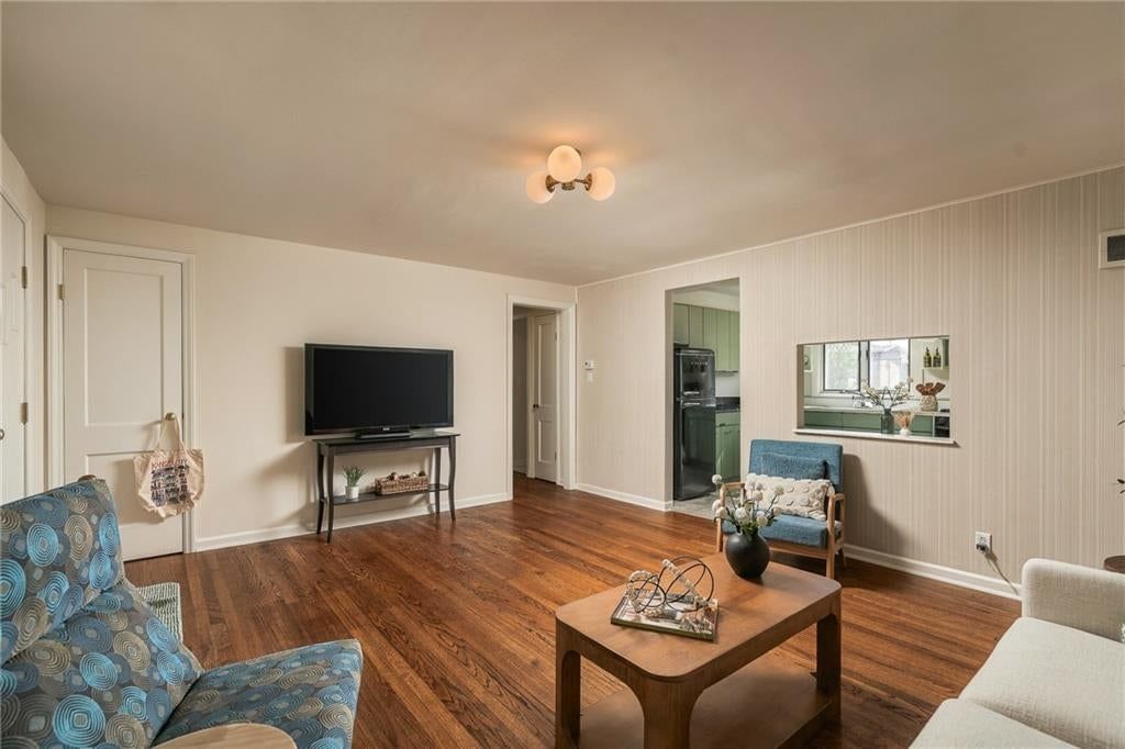 Photo 7 of 46 - 405 W 86th Terrace, Kansas City, MO 64114