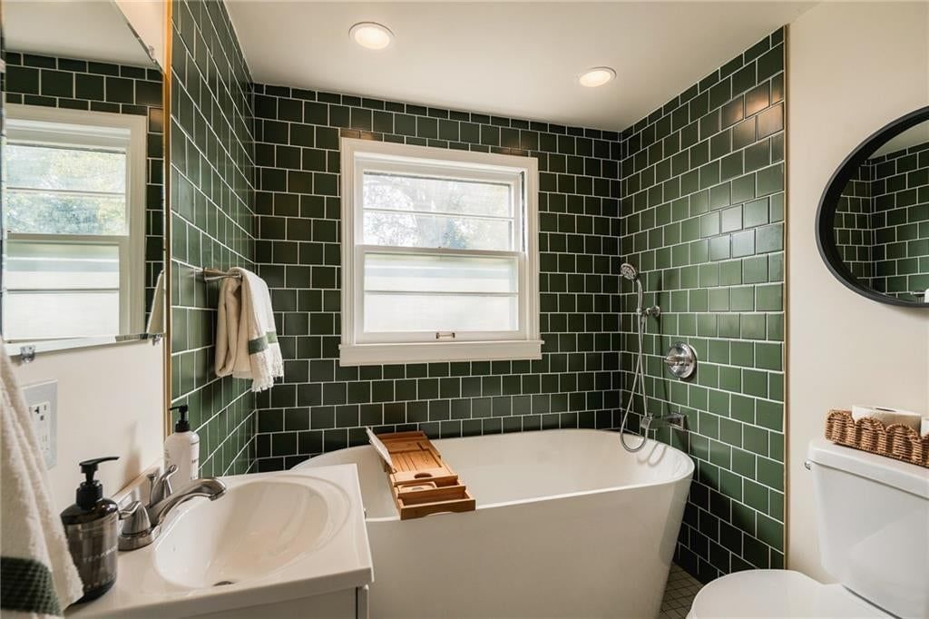 Photo 28 of 46 - 405 W 86th Terrace, Kansas City, MO 64114