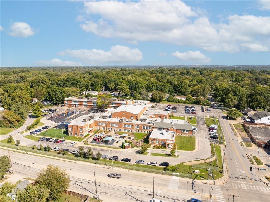 Photo 43 of 46 - 405 W 86th Terrace, Kansas City, MO 64114