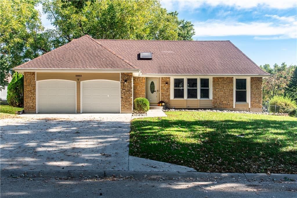 10003 N Charlotte Street, Kansas City, MO