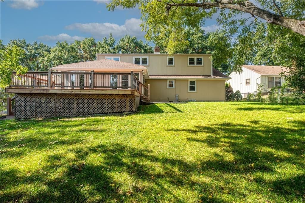 Photo 33 of 34 - 10003 N Charlotte Street, Kansas City, MO 64155