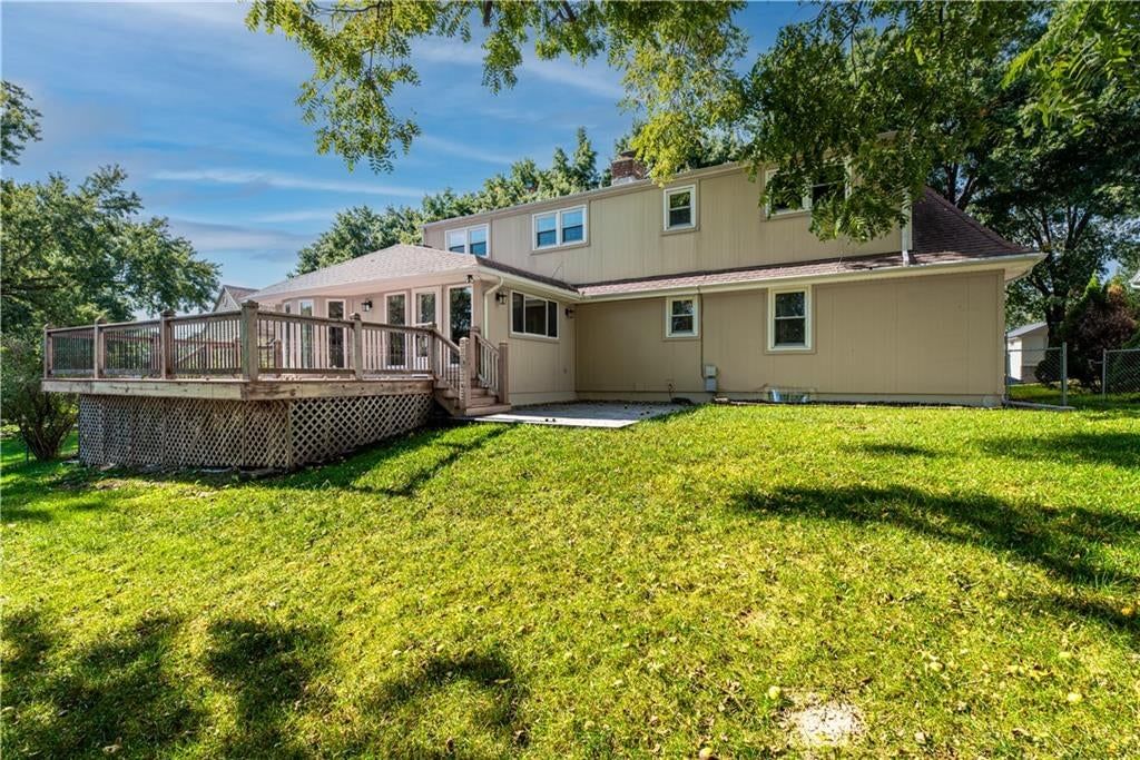 Photo 34 of 34 - 10003 N Charlotte Street, Kansas City, MO 64155