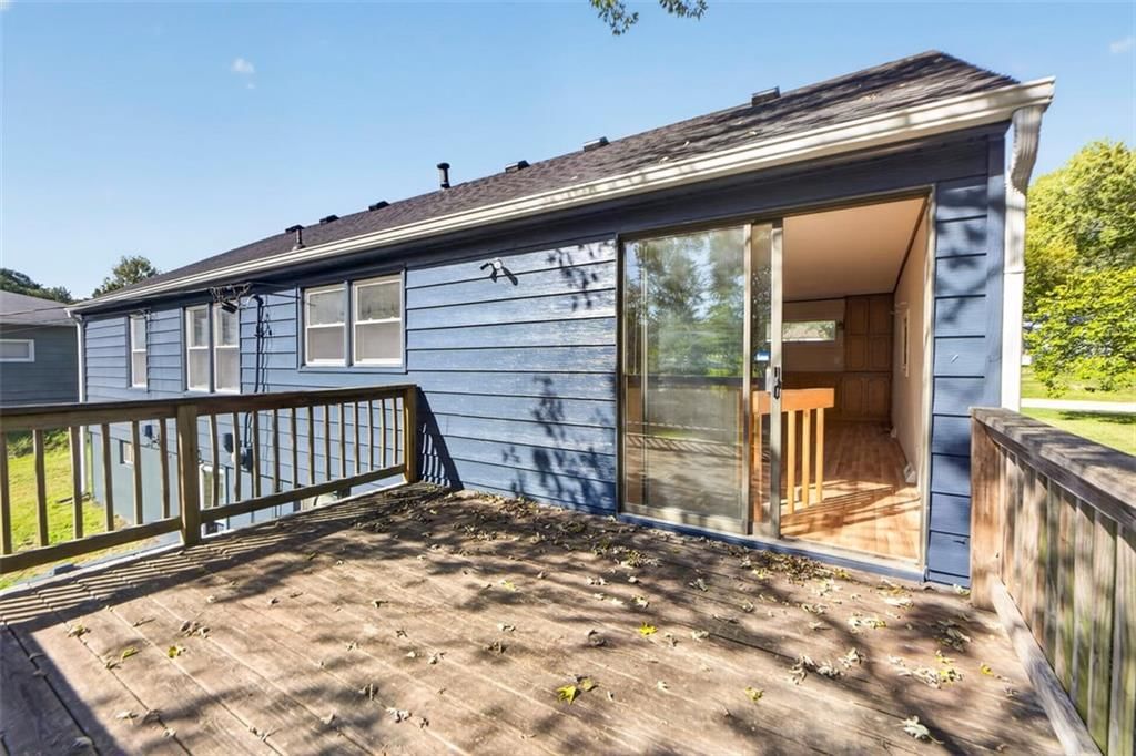 Deck and wood deck at 3211 Berry Road, Kansas City, KS 66106