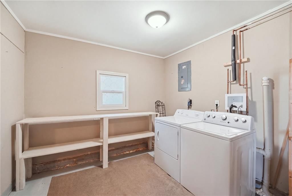 Photo 16 of 41 - 7049 Horton Street, Overland Park, KS 66204