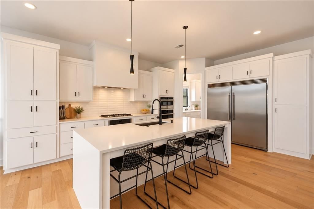 Photo 6 of 50 - 12602 W 169 Terrace, Overland Park, KS 66221