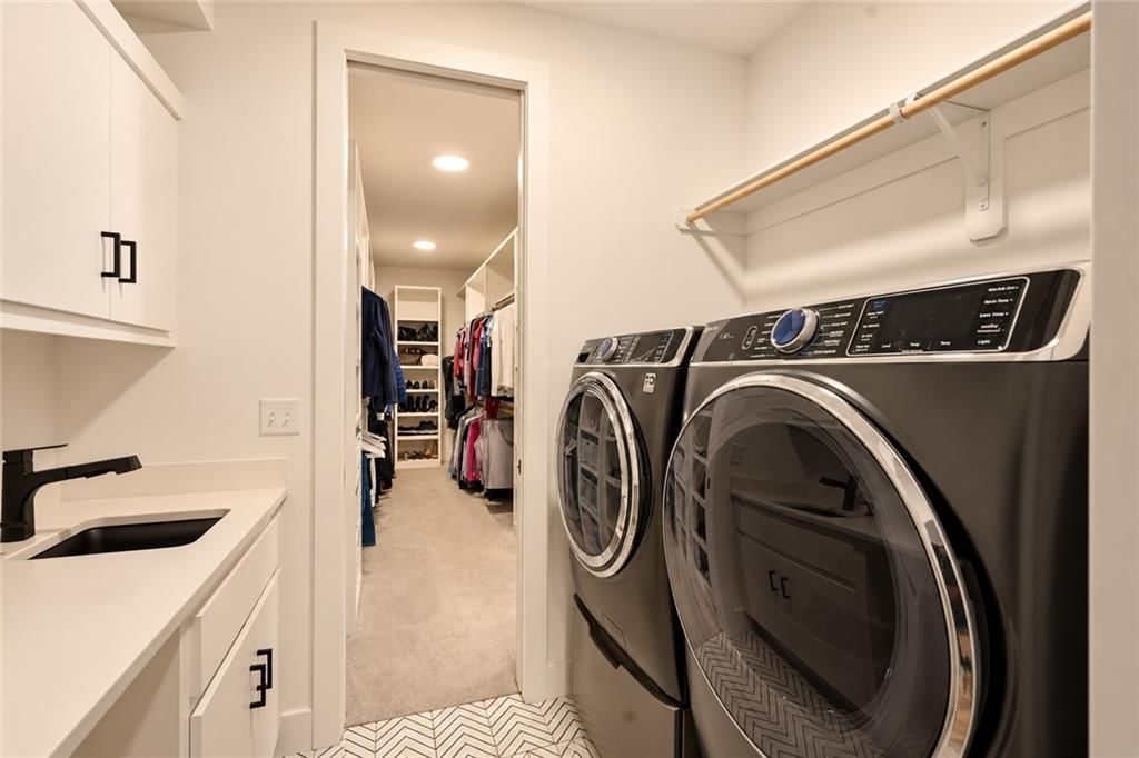 Photo 22 of 50 - 12602 W 169 Terrace, Overland Park, KS 66221