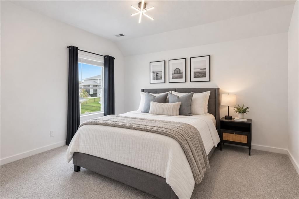 Photo 23 of 50 - 12602 W 169 Terrace, Overland Park, KS 66221