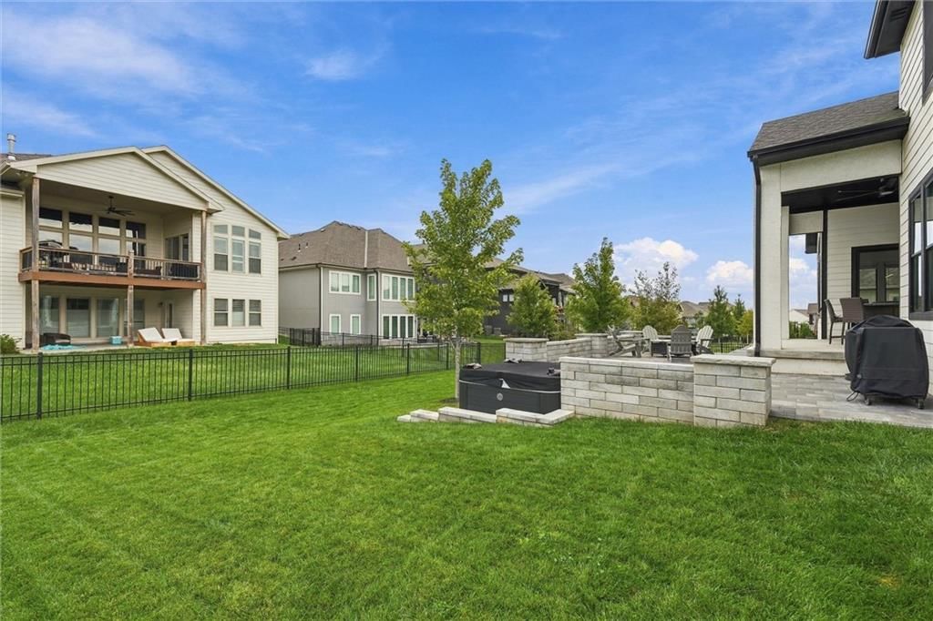 Photo 40 of 50 - 12602 W 169 Terrace, Overland Park, KS 66221