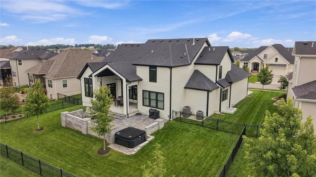 Photo 41 of 50 - 12602 W 169 Terrace, Overland Park, KS 66221